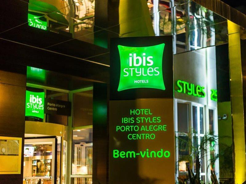 Hôtel Ibis Styles Porto Alegre Centro Extérieur photo